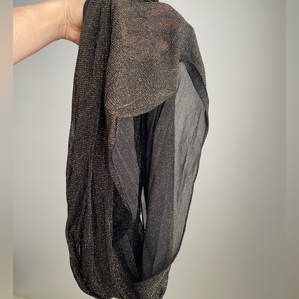 Black infinity scarf with gold details